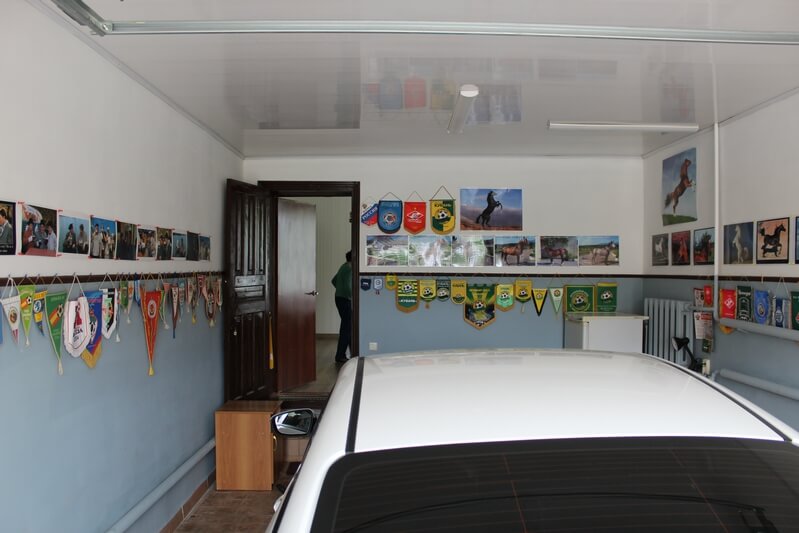 Фото гаража готового дома в Краснодаре 214 м2 (2)