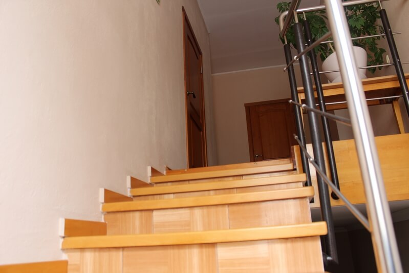 Фото лестницы готового дома в Краснодаре 214 м2 (3)