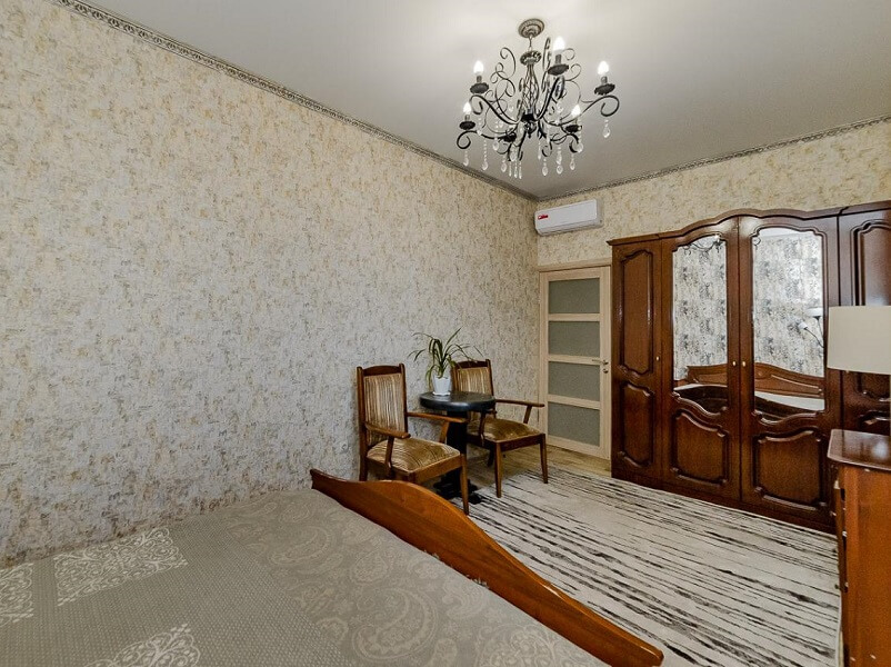 Спальня в доме на продажу в Краснодаре (5)